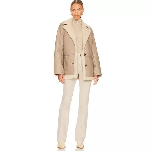 NWT Astr The Label Revolve Francine Faux Leather Shearling Jacket Size XL - Picture 3 of 9